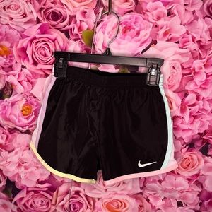 Nike Little Girls' Tempo Shorts